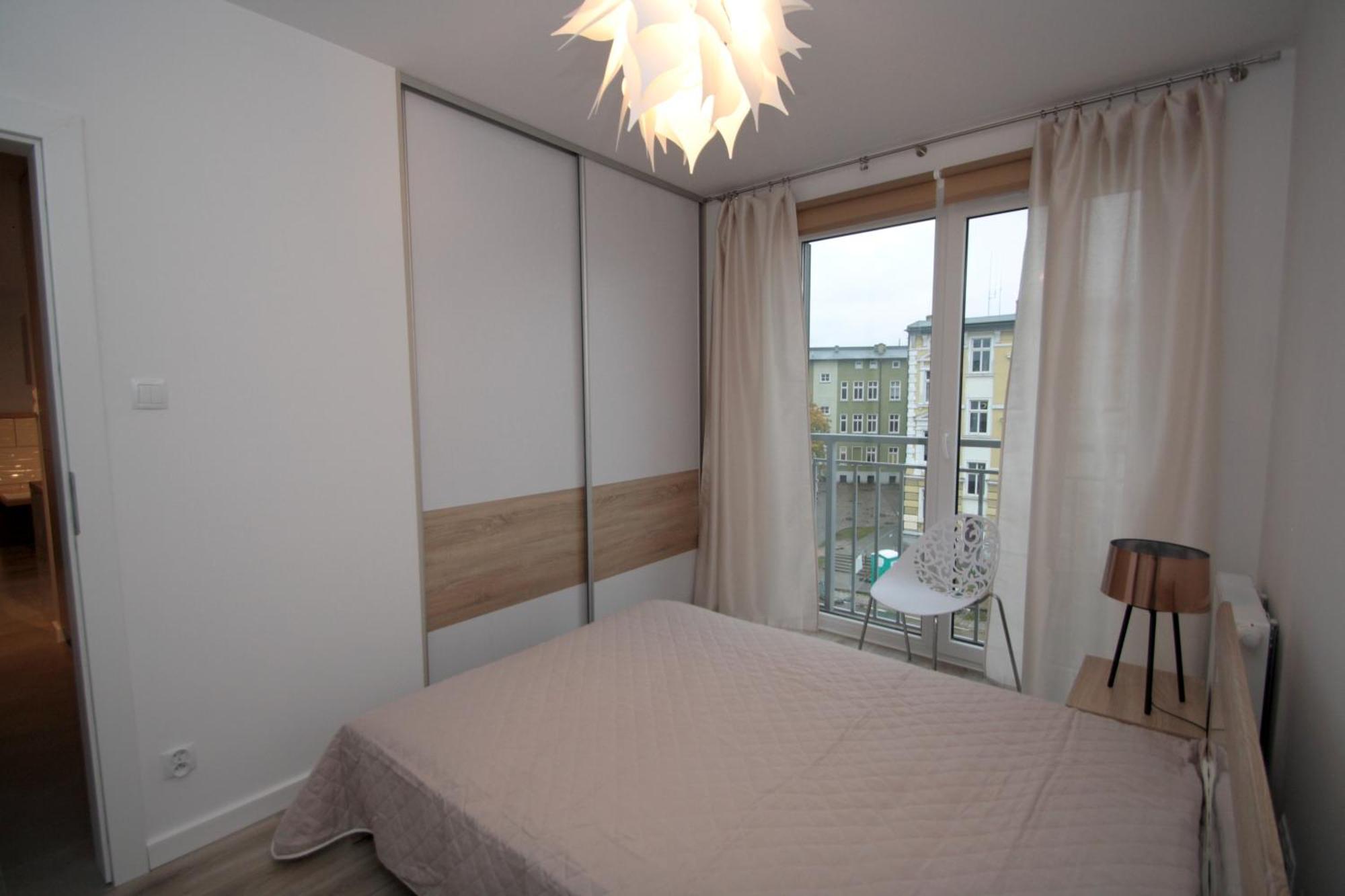 100-Sio Apartamenty Кошалин Екстериор снимка