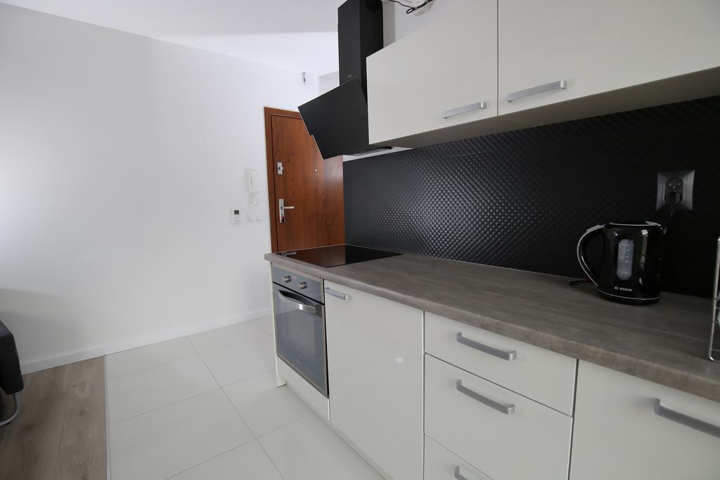 100-Sio Apartamenty Кошалин Екстериор снимка