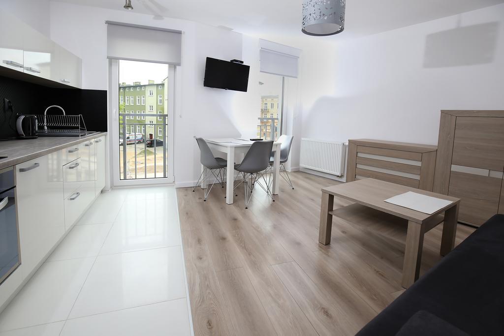 100-Sio Apartamenty Кошалин Екстериор снимка