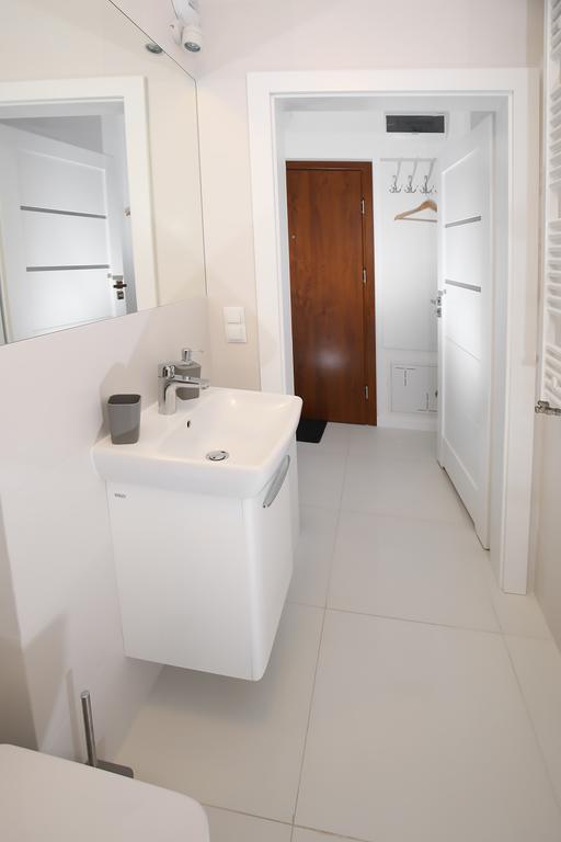 100-Sio Apartamenty Кошалин Екстериор снимка