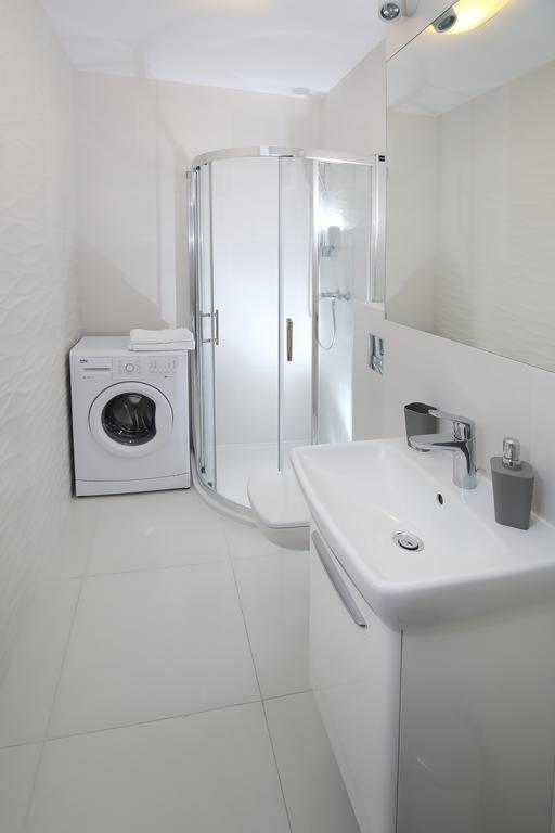 100-Sio Apartamenty Кошалин Екстериор снимка